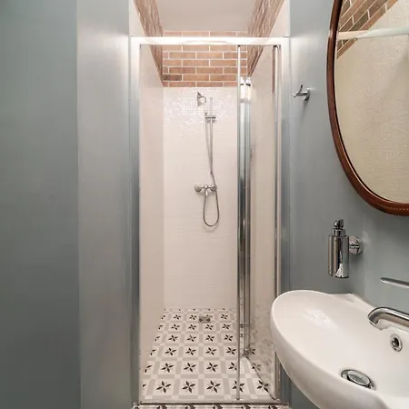 художня резиденція львова * Lviv